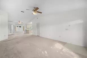 1933 Prairie Dunes Cir N, Lakeland, FL 33810 - Photo 3