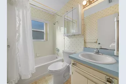 1933 Prairie Dunes Circle N, Lakeland, FL 33810 - Photo 19