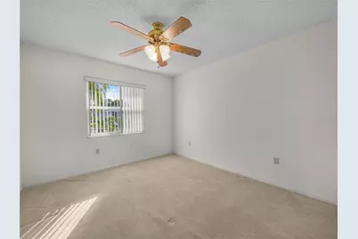 1933 Prairie Dunes Circle N, Lakeland, FL 33810 - Photo 17
