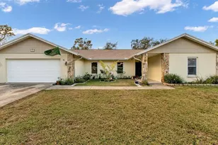 2207 Gatewood St, Plant City, FL 33563 - Photo 3