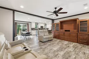 36848 8th Ave, Zephyrhills, FL 33541 - Photo 3