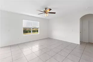 2651 Grandbury Grove Rd, Lakeland, FL 33811 - Photo 9