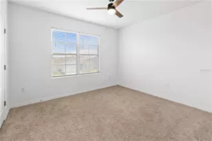 2651 Grandbury Grove Rd, Lakeland, FL 33811 - Photo 11