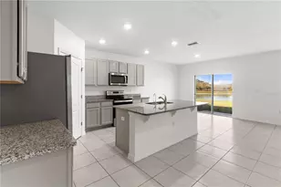 2651 Grandbury Grove Rd, Lakeland, FL 33811 - Photo 7