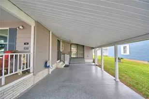 4911 Colonnades Club Blvd, Lakeland, FL 33811 - Photo 5