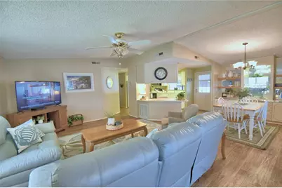 4911 Colonnades Club Boulevard, Lakeland, FL 33811 - Photo 13