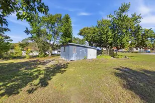 742 Hibiscus Ave, Lake Wales, FL 33853 - Photo 17