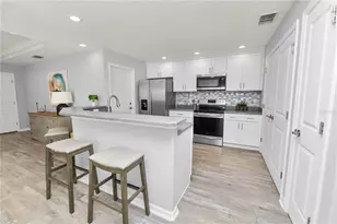 5674 Tower Palms Ln, Lakeland, FL 33811 - Photo 13