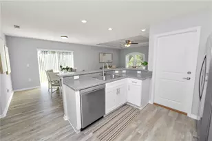 5674 Tower Palms Ln, Lakeland, FL 33811 - Photo 17