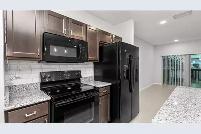 3857 Hampstead Lane, Lakeland, FL 33810 - Photo 5