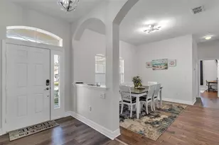 6371 Alamanda Hills Dr, Lakeland, FL 33813 - Photo 3