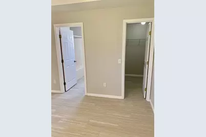 7969 Sugar Pine Boulevard, Lakeland, FL 33810 - Photo 13