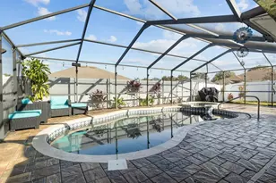 1585 Doves View Cir, Auburndale, FL 33823 - Photo 3