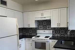 206 W Hancock St, Lakeland, FL 33803 - Photo 13