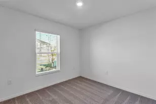 638 Meadows Edge Pl, Lake Wales, FL 33859 - Photo 23