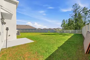 1211 Tahitian Sunrise Dr, Plant City, FL 33565 - Photo 25