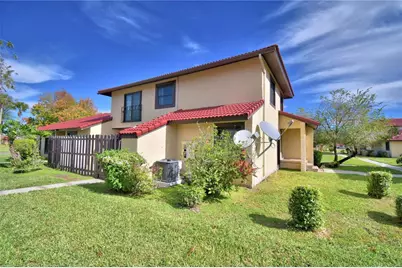 573 Hunter Circle, Kissimmee, FL 34758 - Photo 3