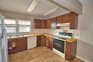 573 Hunter Cir, Kissimmee, FL 34758 - Photo 15