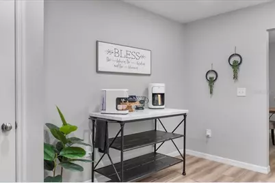 5257 Montserrat Drive, Lakeland, FL 33812 - Photo 9