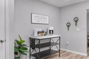 5257 Montserrat Dr, Lakeland, FL 33812 - Photo 9