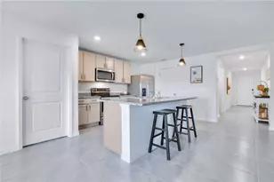 3609 Forest Path Dr, Plant City, FL 33565 - Photo 9