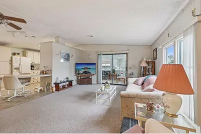 6667 Briarhill Drive NE, Winter Haven, FL 33881 - Photo 5