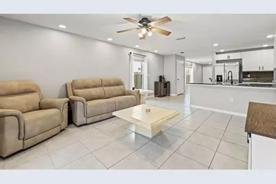 12115 Lily Magnolia Lane, Riverview, FL 33569 - Photo 13