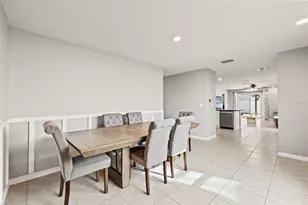 12115 Lily Magnolia Ln, Riverview, FL 33569 - Photo 5