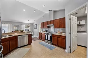 3573 Kenwood Crossing, Lakeland, FL 33812 - Photo 17