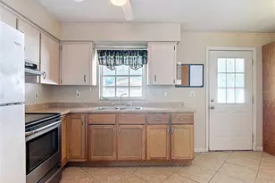 149 Summer View Cir, Winter Haven, FL 33880 - Photo 9