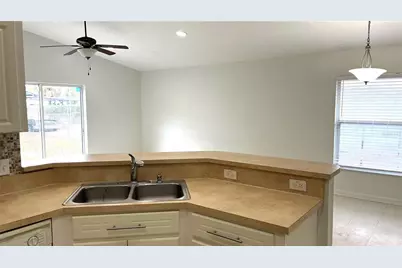 1310 E Myrtle Street, Lakeland, FL 33801 - Photo 5