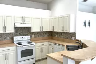 1310 E Myrtle St, Lakeland, FL 33801 - Photo 3