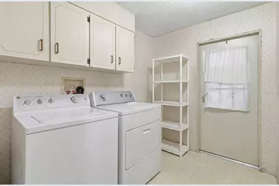 6644 Princeton Drive NE, Winter Haven, FL 33881 - Photo 21