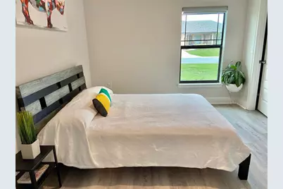 6525 Alamanda Hills Circle, Lakeland, FL 33813 - Photo 9