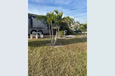 1038 Caravan Loop, Polk City, FL 33868 - Photo 3