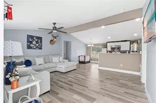 10810 Sportsman Trail, Lakeland, FL 33809 - Photo 3