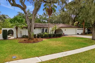 6320 Oak Ct, Lakeland, FL 33813 - Photo 1