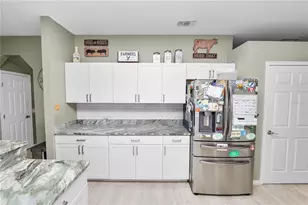 3428 Summerwood Way, Lakeland, FL 33812 - Photo 9