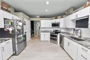 3428 Summerwood Way, Lakeland, FL 33812 - Photo 11