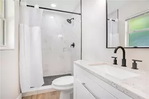 1033 Wildwood W, Lakeland, FL 33801 - Photo 19