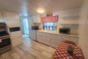 1523 Dogwood Dr, Lakeland, FL 33801 - Photo 11