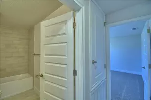 4431 Juliana Lake Dr, Auburndale, FL 33823 - Photo 29