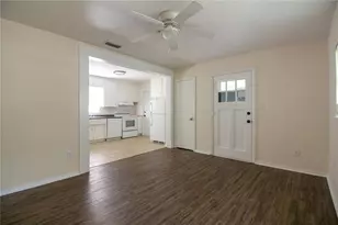549 Norfolk Cir, Lakeland, FL 33801 - Photo 5