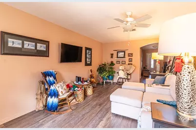 414 Miles Boulevard, Dundee, FL 33838 - Photo 7