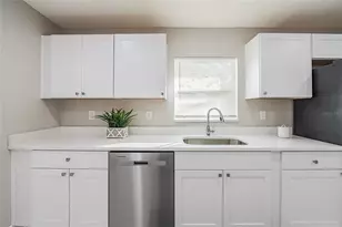 4146 Chowen Dr, Lakeland, FL 33810 - Photo 11