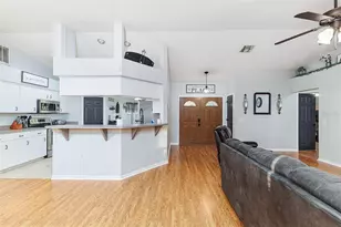 2806 Timbercrest Pl, Lakeland, FL 33810 - Photo 7