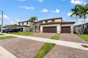 22938 SW 128th Pl, Miami, FL 33170 - Photo 15