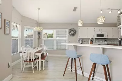 412 Emerald Cove Loop, Lakeland, FL 33813 - Photo 7