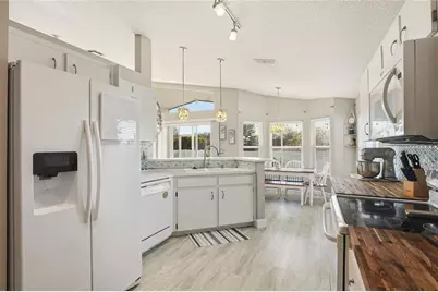 412 Emerald Cove Loop, Lakeland, FL 33813 - Photo 11