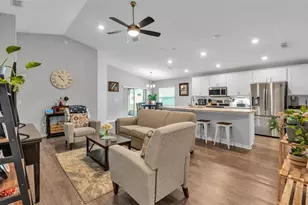 1034 Corso Dr, Winter Haven, FL 33884 - Photo 7